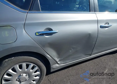 2014 Nissan Sentra S z USA, uszkodzony, nr VIN 3N1AB7AP0EY254519